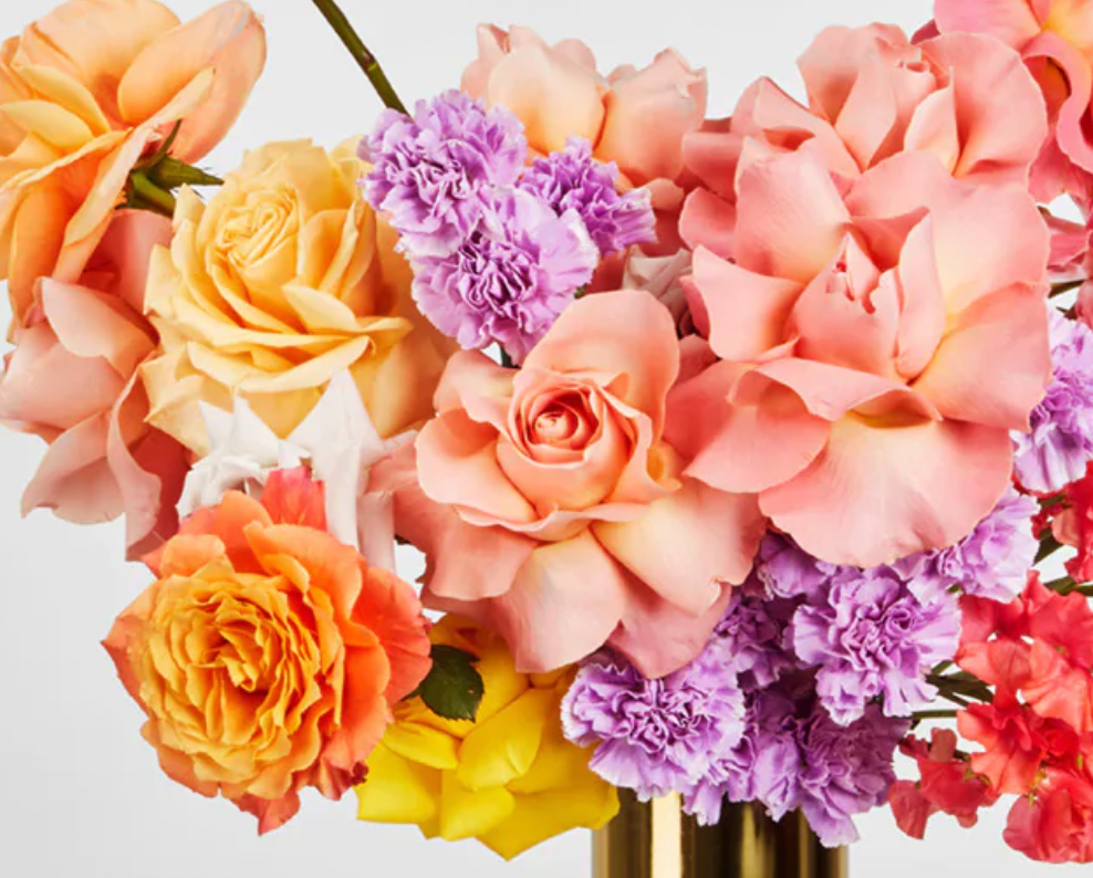Extravagant Feature Arrangement