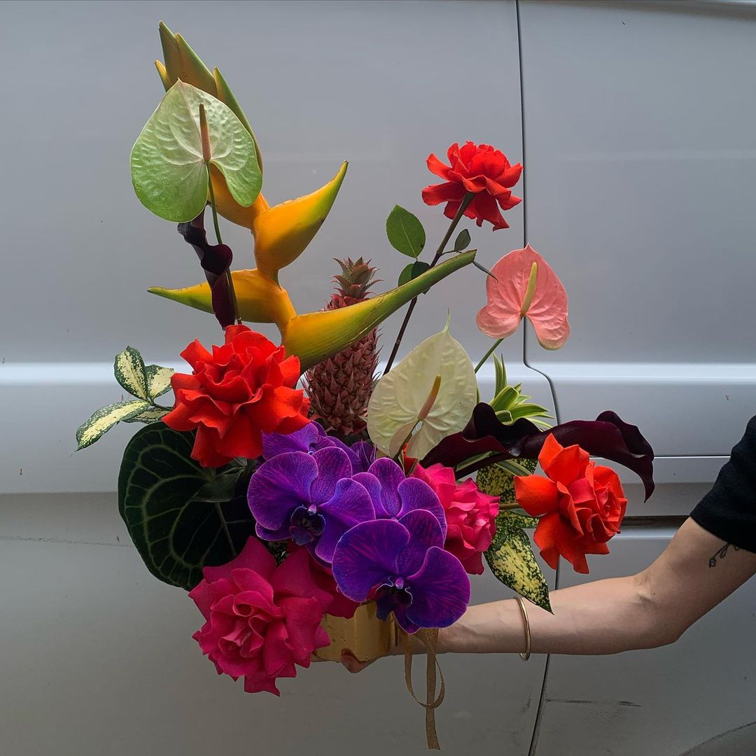 Medium in Vase