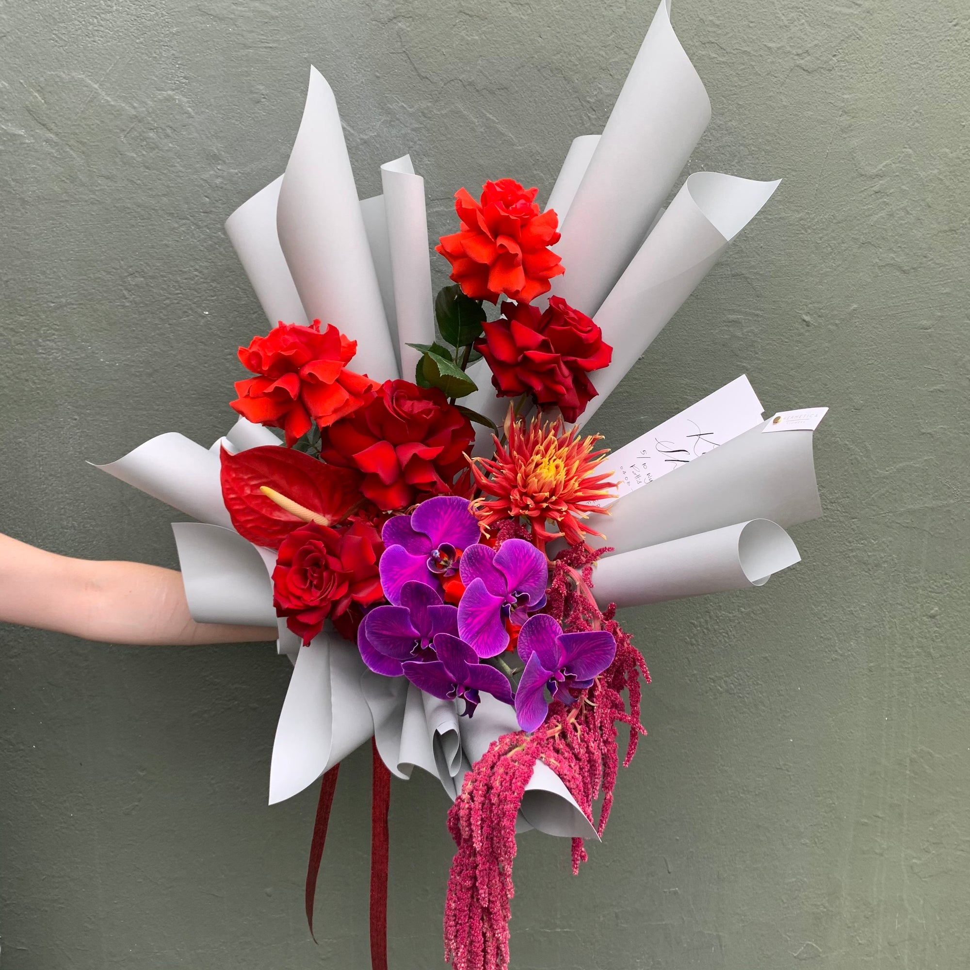 Medium in vase